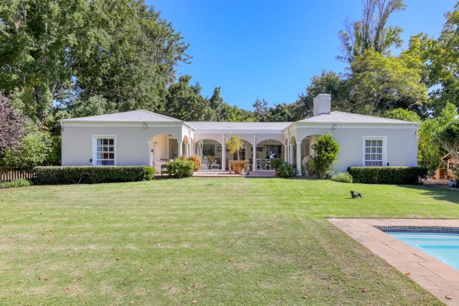 4 Bedroom Property for Sale in Constantia Western Cape